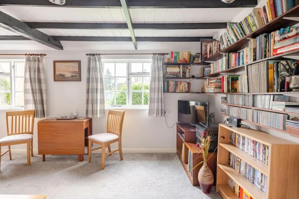 Cozy One-Bedroom Cottage In Great Tey Exteriér fotografie